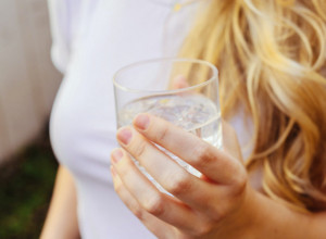 Trovao je svoju TRUDNU ženu: Evo kako je uspela da spasi SEBE i svoju još nerođenu bebu