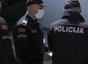 DIPLOME POLICIJE POD LUPOM: Alternativa tvrdi - oko 30.000 službenika MUP "kupilo školu", formirana komisija za proveru