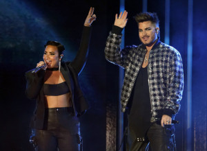 Imala je TRI moždana udara, menažer je ZLOSTAVLJAO: Pevačica je sada PREPOROĐENA i izgleda nikad BOLJE