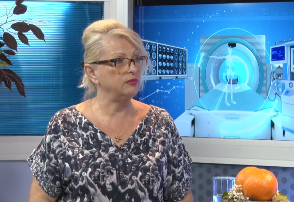 OVO nipošto ne stavljajte u vruć čaj: Nutricionistkinja Milka Raičević istakla šta je SPAS kod prvih simptoma PREHLADE i gripa