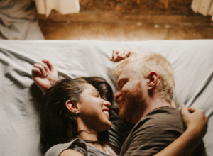 Žene su se USAGLASILE, STRUČNJACI potvrdili: Muškarci koji imaju OVE karakteristike su NAJBOLJI u krevetu i o tome ne treba više da se POLEMIŠE!