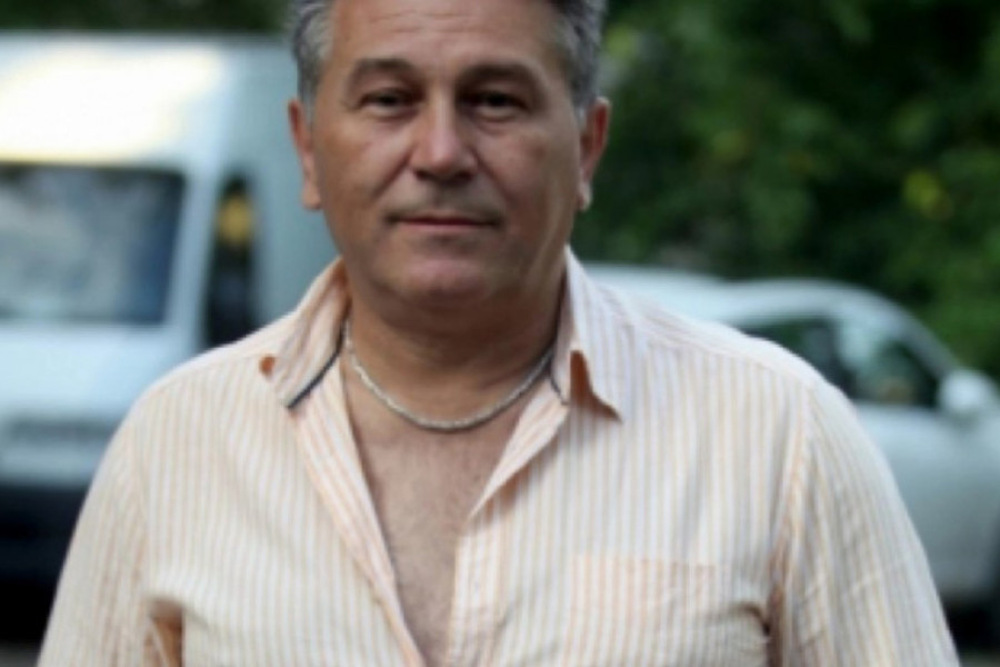 Estrada je ne zanima: Ćerka Halida Muslimovića je prava lepotica, a evo čime se bavi!