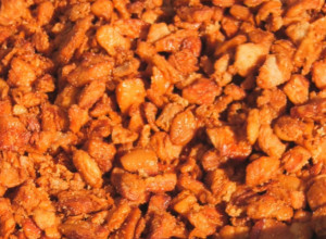 OVAKO NASTAJU "BOMBONE OD SVINJE" Srpski čvarci po ukusu i kvalitetu jedinstveni u celom svetu!