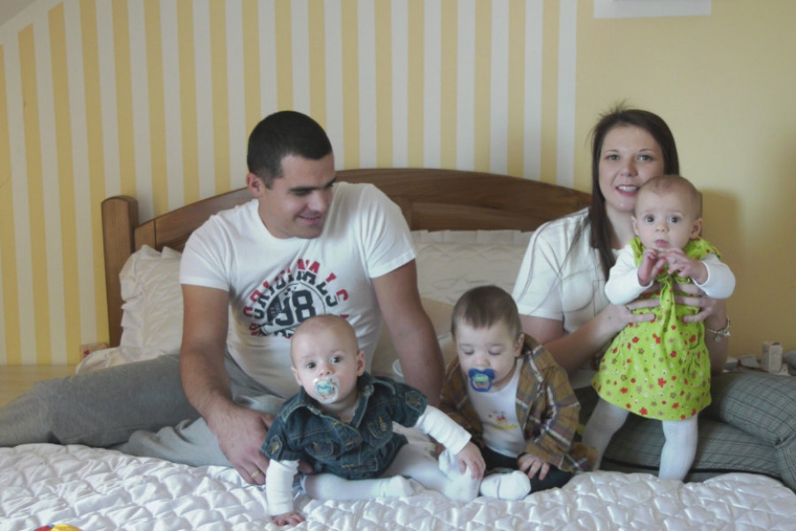 I kad je bilo NAJTEŽE nisu odustajali: Marija i Nebojša iz Požege se PET GODINA borili za POTOMSTVO, a sada su TROJKE stigle u njihov dom! (VIDEO)