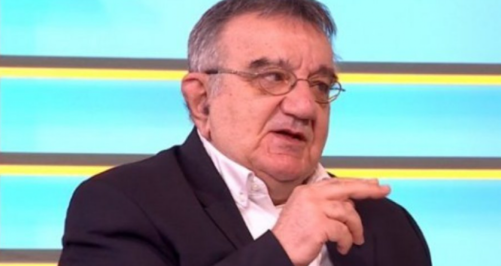 "RASTE BUKVALNO SVUDA - možete da je i berete i pored puta": Gastroenterolog dr Perišić tvrdi da je ova BILJKA čudo, otklanja anemiju i štiti od demencije