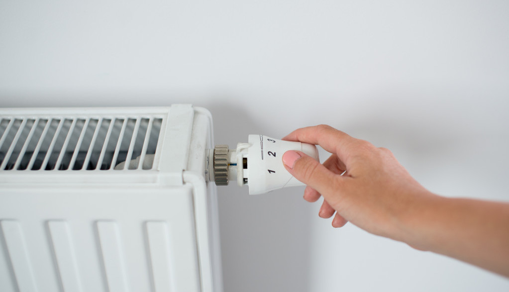 Radijatori imaju jednu SKRIVENU funkciju: Ne znaju svi ovo, omogućiće vam da UŠTEDITE mnogo