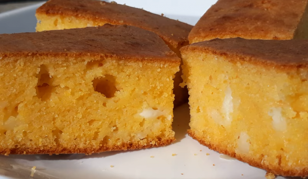 Savršen DORUČAK: Recept za kukuruzne PROJICE sa fetom, idealane su za početak dana
