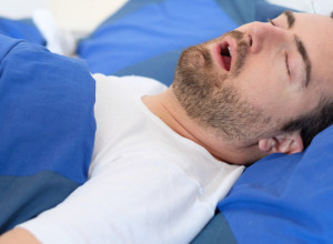 Prestanite da IZLUĐUJETE ukućane: Postoji rešenje za HRKANJE, izaberite JEDAN od nekoliko SASTOJAKA koji koštaju 100 dinara