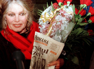 Nakon rođenja ga nije PRIHVATILA, čak je odbila i da ga doji: "Bio je kao tumor koji me je jeo", evo šta se desilo sa sinom Brižit Bardo