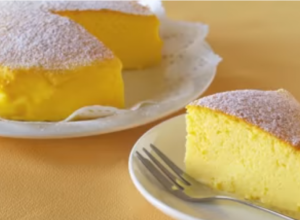Dvanaest hiljada ljudi je podelilo ovaj recept: Japanski čizkejk od samo TRI sastojka gotov za PET MINUTA