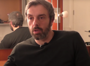 Glavni INSPEKTOR iz "CRNE SVADBE" oženjen je SPRSKOM glumicom: Uliks Fehmiu ima prelepu ćerku, njeno ime je veoma RETKO, a evo kako ona izgleda!