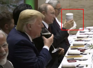 Beli TERMOS je UVEK pored njega: Mnogi se pitaju šta to pije Vladimir Putin, OVAJ ČAJ sadrži 24 biljke!