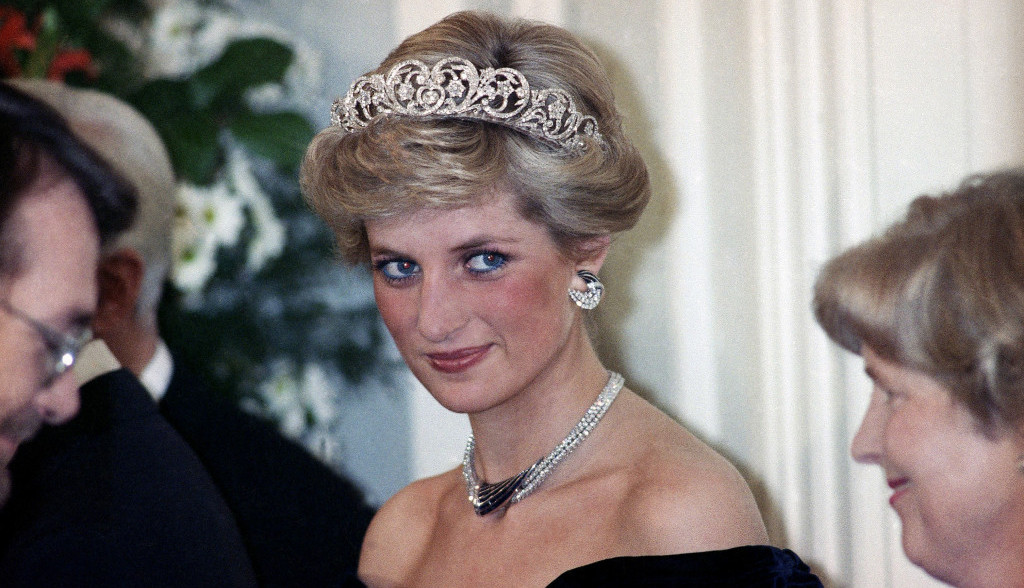 Veštačka inteligencija pokazala kako bi princeza Dajana izgledala DANAS: Da je živa i dalje bi bila primer savršene elegancije!