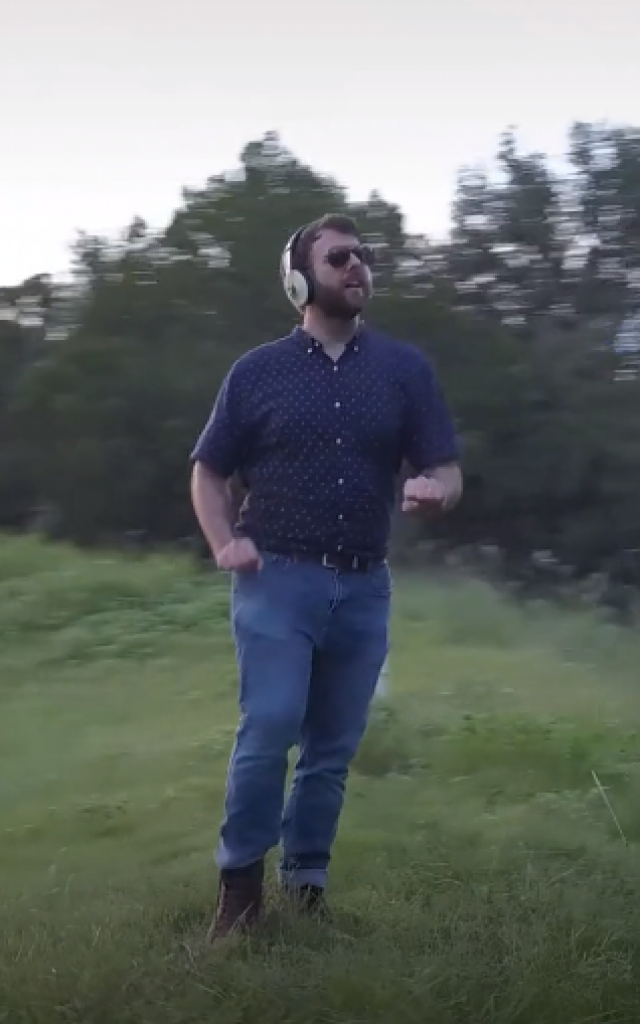Koji je ZAPRAVO najgledaniji video na TikToku?! Svi misle da je krunu pokupio kućni ljubimac, ali ovog muškarca prepoznaje ceo INTERNET!