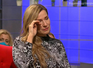 O ovoj BOLESTI se sve više priča: Malaksalost, osip ili bol u zglobovima, ovo su neki od PRVIH SIMPTOMA lupusa od koje boluje i naša POPULARNA PEVAČICA