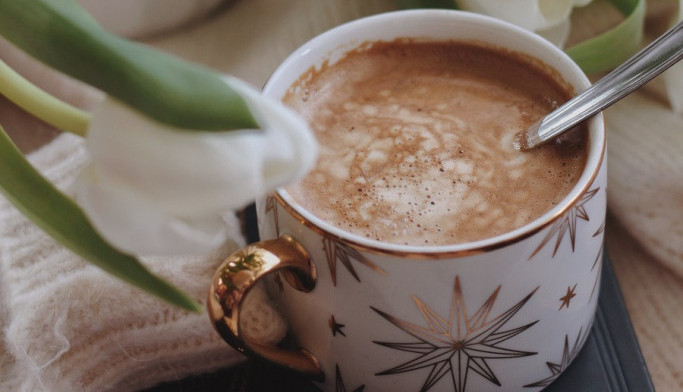 Obožavali smo ga kao DECA: Spremite sada vrući KAKAO sa kikirikijem!