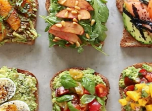 IDEALAN DORUČAK ZA STUDENTE: Za 5 minuta napravite tost sendvič pun proteina (3 RECEPTA)