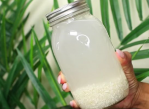 Žena UVEK u ormaru drži TEGLU pirinča: Razlog je NEVEROVATAN, a ODMAh ćete i vi uraditi isto