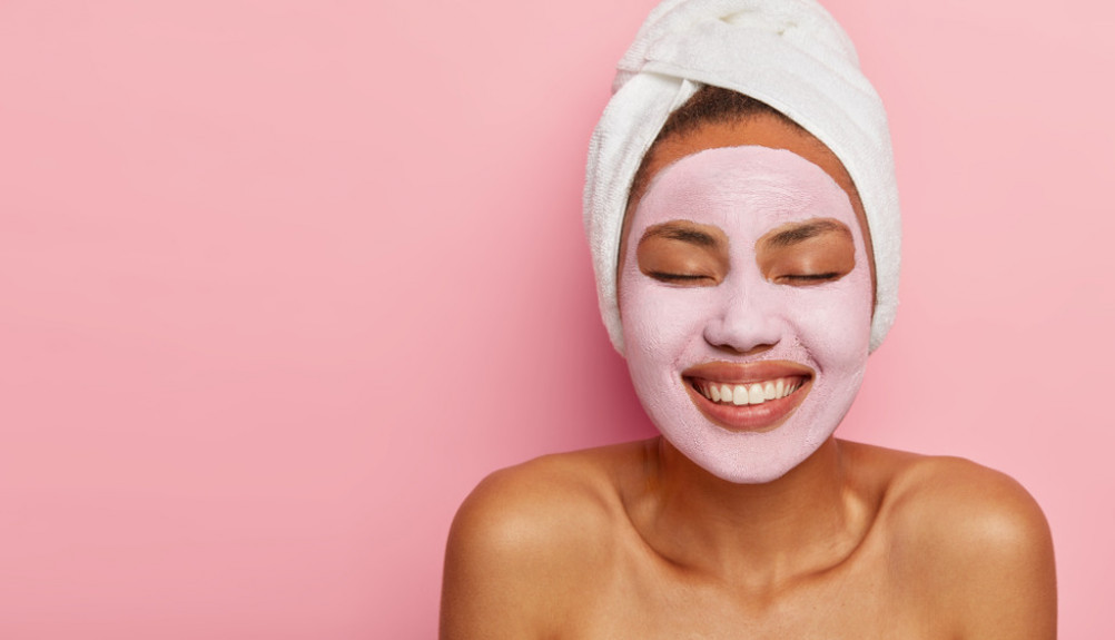 Na mastan TIP kože NIKAKO ne idu ove MASKE: Evo koja je IDEALNA za vas i vaše lice