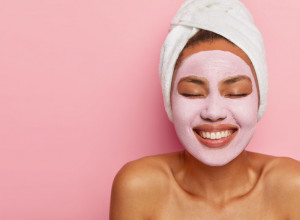 Na mastan TIP kože NIKAKO ne idu ove MASKE: Evo koja je IDEALNA za vas i vaše lice