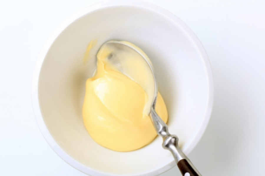 Domaćice su nam OTKRILE: MAJONEZ nije samo za JELO, efikasan je u ČIŠĆENJU kuće