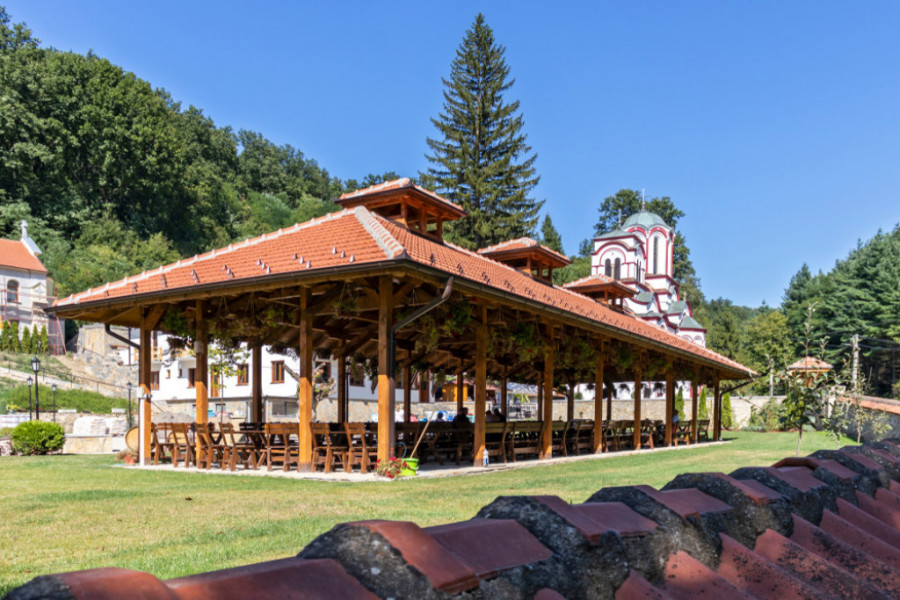 DANAS SU MATERICE: Ove običaje treba ispoštovati na današnji dan