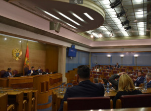 ZA 30 DANA FORMIRA SE NOVA MANJINSKA VLADA? Ko će preuzeti vlast nakon "rušenja" Krivokapićevog mandata