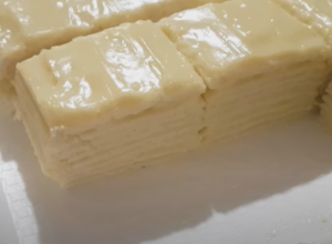 Recept za brzu TORTU bez pečenja kora: Topi se u ustima, a za tren oka će biti gotova