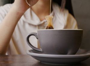 Ove TRI biljke spuštaju KRVNI PRITISAK: Skuvajte ČAJ koji jača krvne sudove i sprečava kardiovaskularne probleme