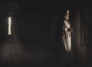 Ko je tajanstvena žena VATIKANA: Bila je desna ruka pape, a svi su je PREZIRALI zbog jedne stvari!