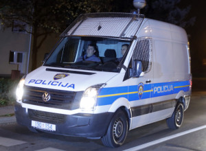 ŽELJKO JE UBIO BIVŠU PARTNERKU U PRODAVNICI! Prišao sa leđa i izvadio nož - Vesni nije bilo spasa