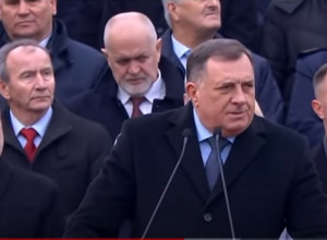 PRVI USTAV - KRUNA SRPSKE! Kako je Dejtonskim sporazumom verifikovana Republika Srpska