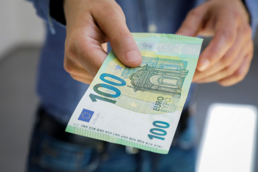 Veliki novčani horoskop za novembar: Ovan i Blizanci sve što dotaknu pretvaraju u pare, a evo kome će računi doći glave