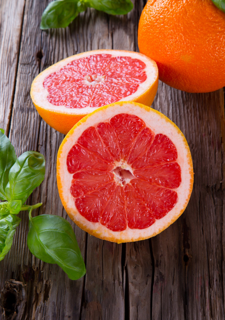 NUTRICIONISTKINJA SVETLANA OTKRILA:  Evo zašto je važno da u ishranu ubacimo  jedan GREJPFRUT nedeljno!