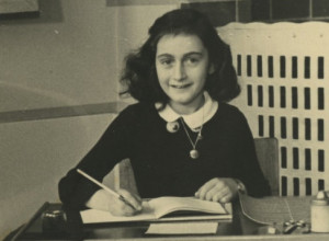 Misterija duga 80 godina, koji JEVREJIN ih je PRODAO: FBI agent otkrio zbog koga je porodica Frank završila u LOGORU u kome je mala Ana izgubila ŽIVOT