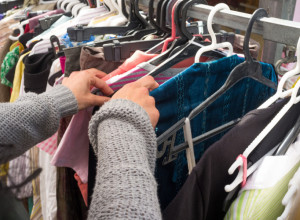 Kupujete POLOVNU garderobu? Otkrivamo vam da li je ona BEZBEDNA za našu KOŽU