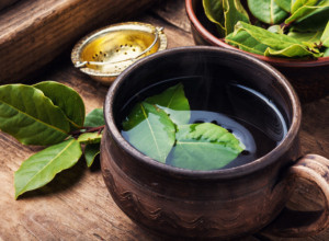Pluća će vam biti zahvalna: Najjači sirup i čaj za izbacivanje sluzi