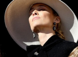 O njenom OTMENOM stilu priča pola planete: Moćnije je od Kejt, Megan i Leticije, udala se za unuka čuvene Grejs Keli, upoznajte Biatris