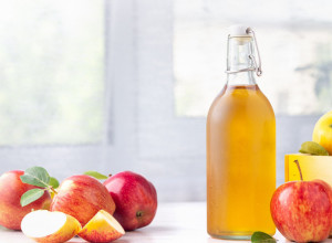 Napravite sami JABUKOVO sirće: Ukusnije je od kupovnog, a lako i brzo se sprema