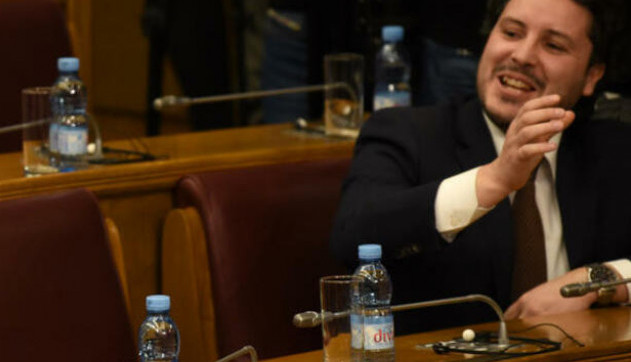 ZDRAVINJO PO ĐUKANOVIĆEVOM NAGOVORU MINIRAO DOGOVORE SA SPC: Evo šta je bilo sporno za Mila i Zdravka