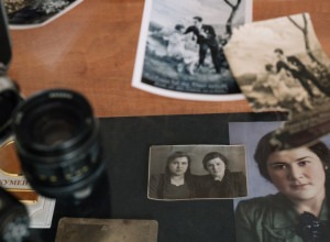 SUDBINA ILI misterija? Udala se, pa videla sebe na FOTOGRAFIJI supruga koja je nastala 15 godina ranije