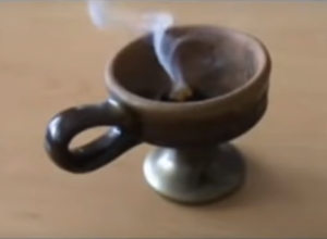 Kađenje kuće obavljajte REDOVNO: Evo zašto je ritualni običaj BELIM DIMOM važan za svaki HRIŠĆANSKI dom