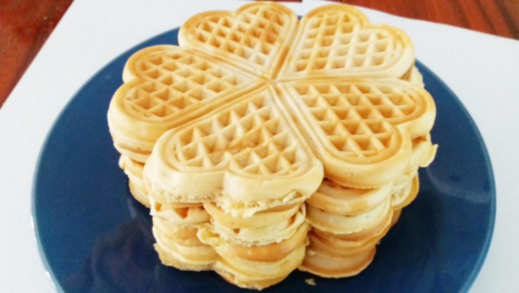 Bakin kolač, sterinski recept: Fenomenalan ukus, a ostaje svež i do SEDAM dana