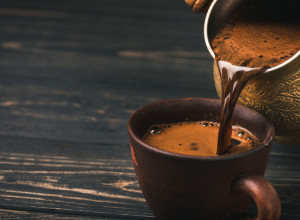 Da li je ispijanje kafe na prazan stomak ZDRAVO? Odgovor će vas ZAPREPASTITI!