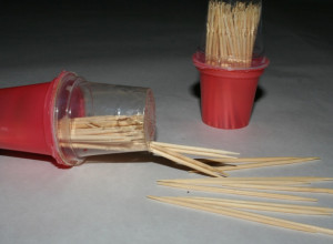 Sprečite IZLIVANJE vode na šporet: Za to vam je potrebna ČAČKALICA koju ćete na OVAJ način namestiti