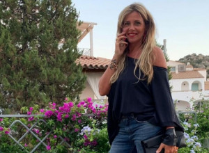 Na pragu ŠESTE decenije, a izgleda kao TOP MODEL: Supruga Siniše Mihajlovića ima tajnu, evo kako postiže da uvek izgleda ZANOSNO