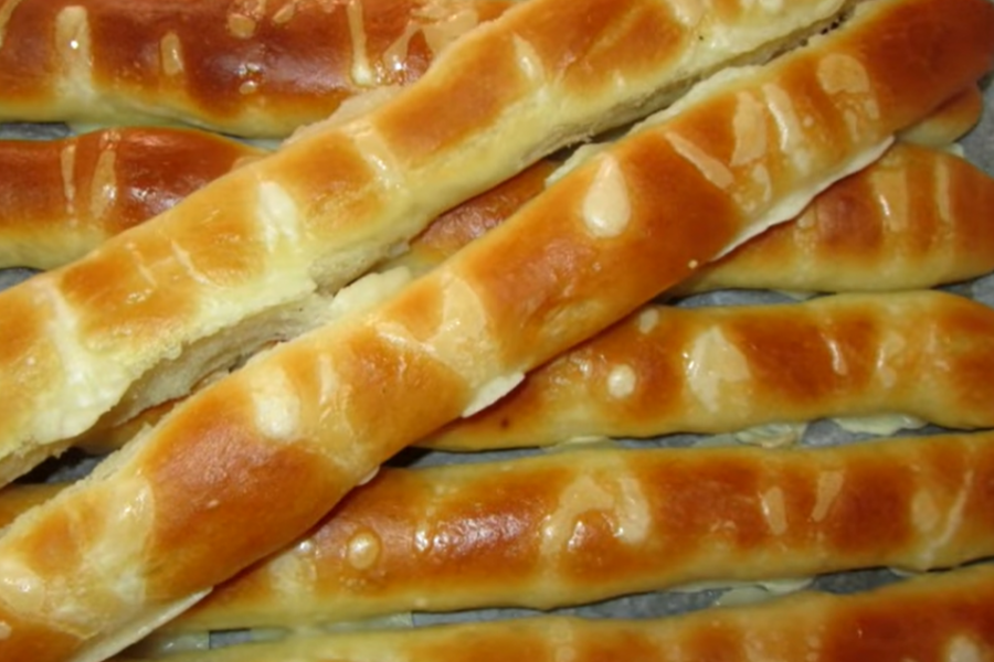 DOMAĆI SLANCI: Neodoljivi nedeljni DORUČAK koji vraća UKUSE DETINJSTVA!