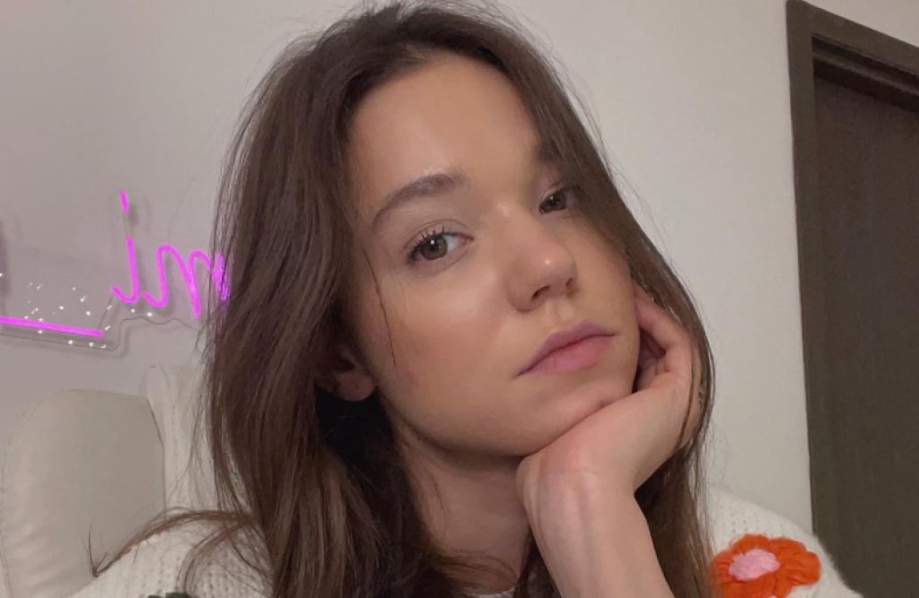 KRISTINA SE UDALA ZA MILIJARDERA: Ima samo 24 GODINE, a kad čujete KOLIKO DECE ima, pašćete u NESVEST!