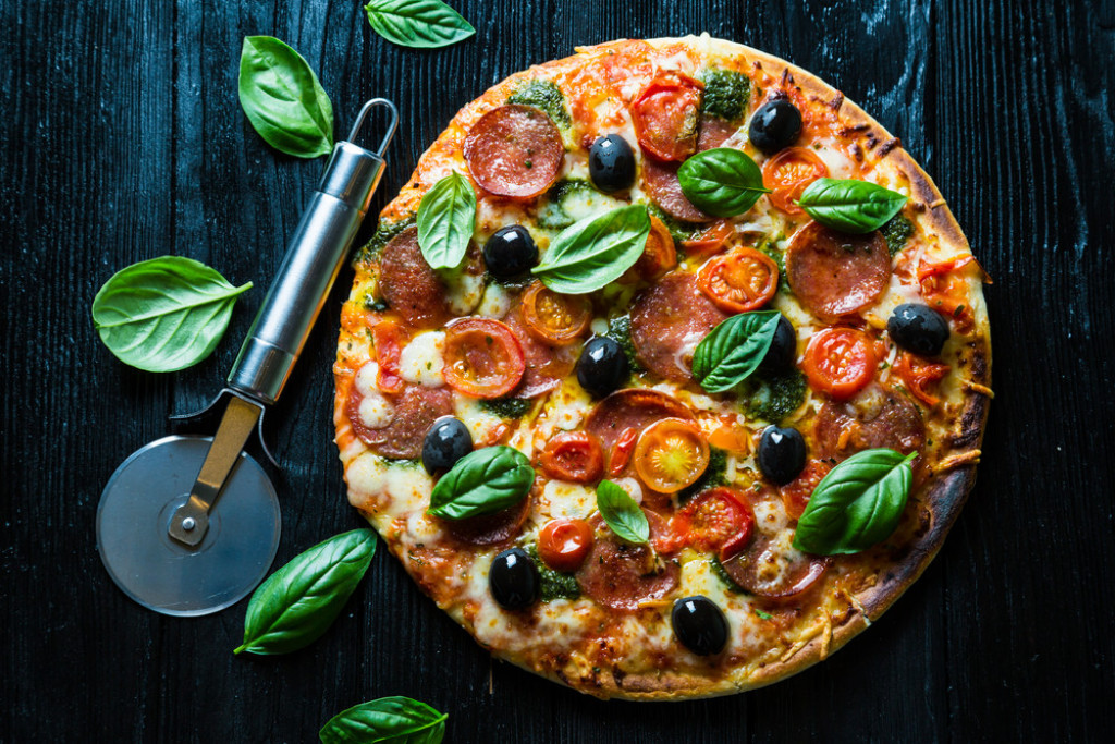 NAPRAVITE SRPSKU PICU:  Oduševiće vas TRADICIONALNI domaći proizvodi na PERFEKTNOM italijanskom TESTU!