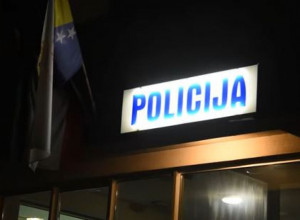 POLICIJSKA AKCIJA "KEŠ": Zaplenjena velika količina dokumentacije